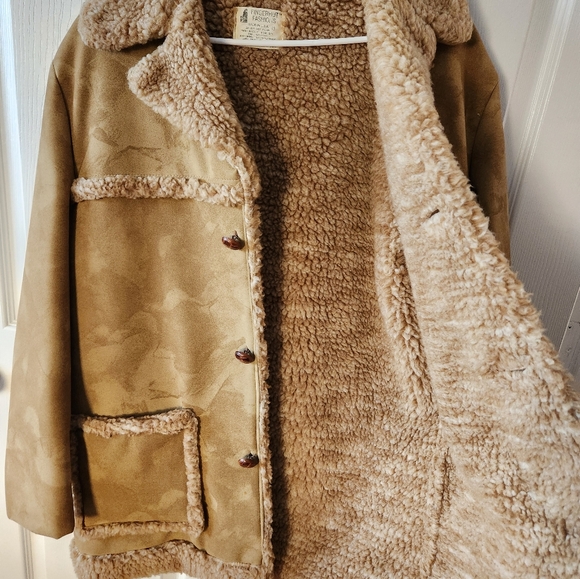Vintage Sherpa Coat - Picture 6 of 6